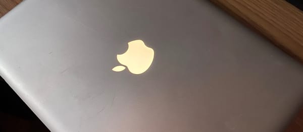 [MacBook Late 2008 Aluminum 13-inch]13年前のMacBookは今でも使えるのか試してみた